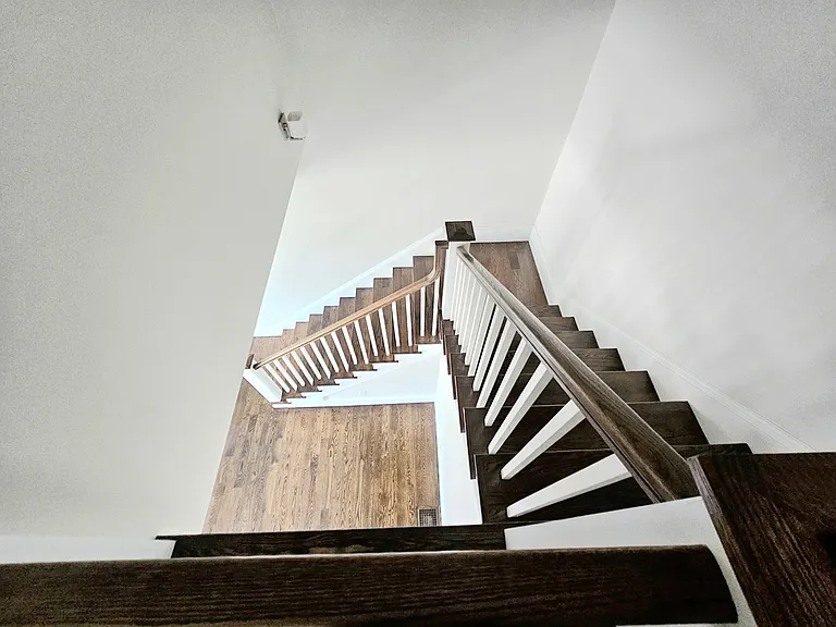 2044 Beacon St #9 — Photo 11