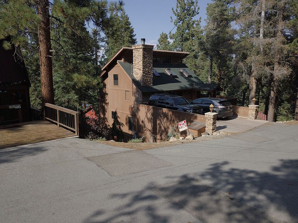 2nd image of 4298 Falls Ave