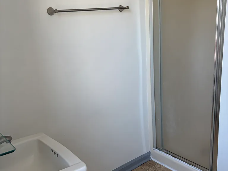 335 N Saunders Ave #1 — Photo 3