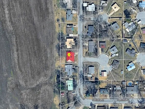 6 Comanche Dr, Mc Clure, IL 62957