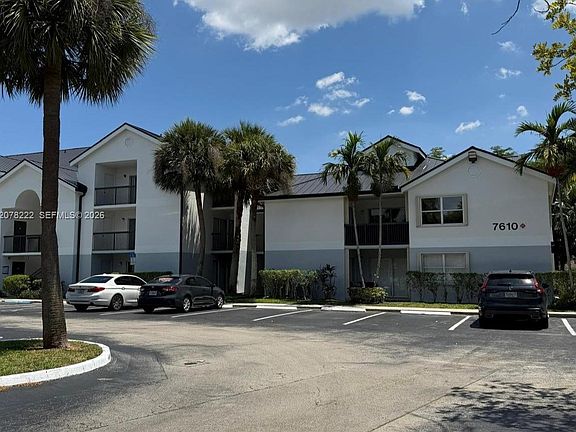 4th image of 7610 Westwood Dr APT 122