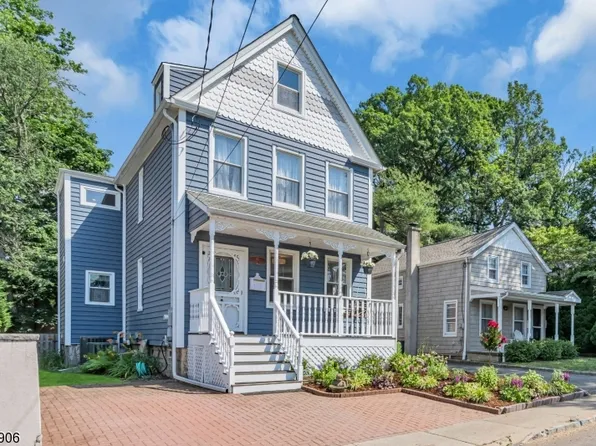 61 S Passaic Ave, Chatham Boro, NJ 07928