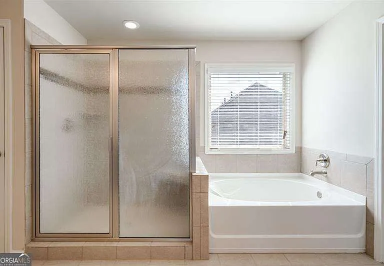 4215 Miramount Overlook — Photo 30