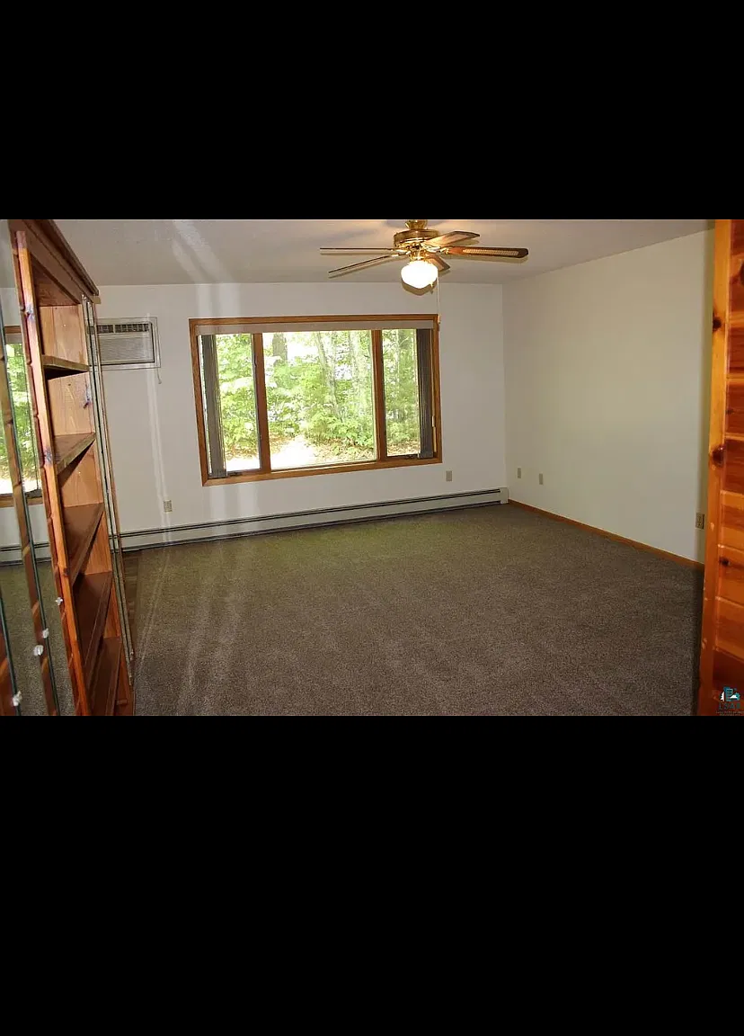2 bed, 2000 sqft, $1,300 — Photo 4