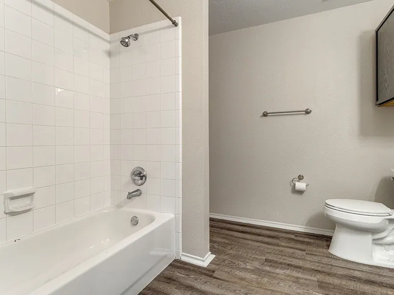 1721 Southridge Ln — Photo 20