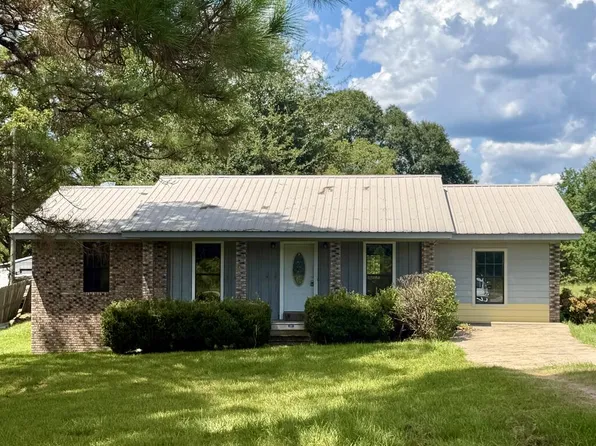 608 Highway 590 W, Ellisville, MS 39437