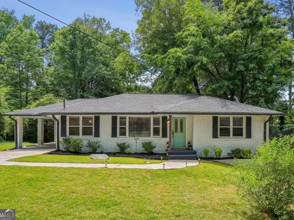 1879 Long Dr, Decatur, GA 30032
