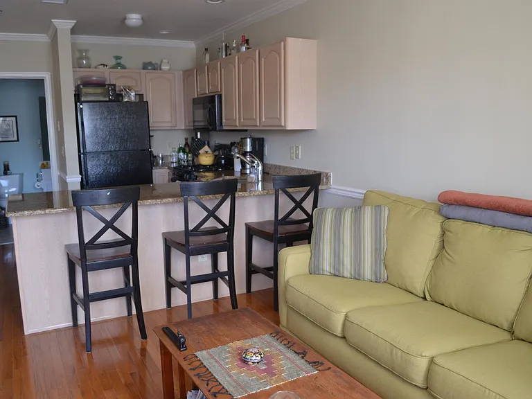 725 Jefferson St #29 — Photo 2