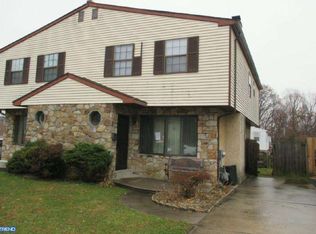 604 Rively Ave, Collingdale, PA 19023