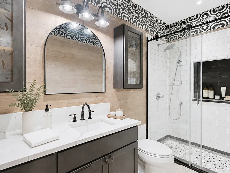 23 W 31st St #4R — Photo 4