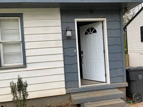 1960 Taylor Ave, East Point, GA 30344