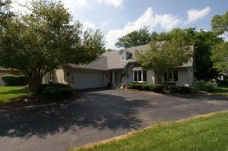 6900 Churchill Ct photo 1