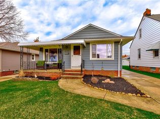 6110 Pelham Dr, Parma, OH 44129