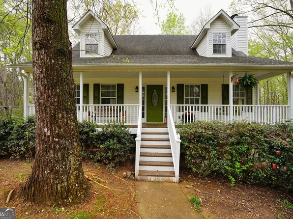 55 Chuck Rd, Talking Rock, GA 30175