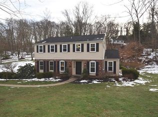 196 Gateshead Dr, Mcmurray, PA