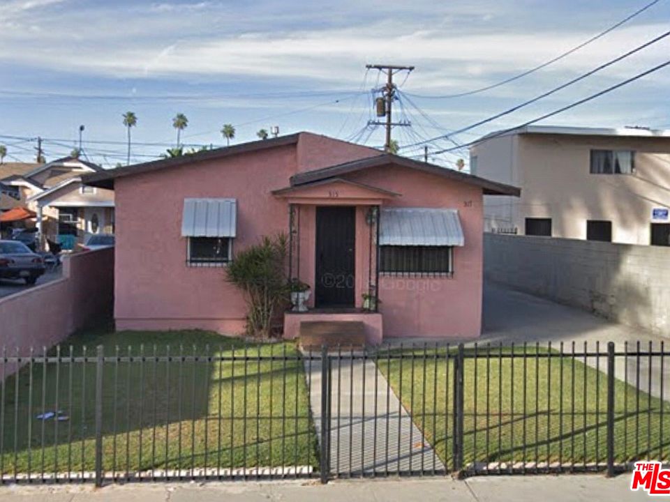 1st image of 315 W 81st St