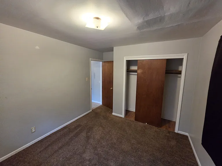 5869 W Morris St — Photo 9
