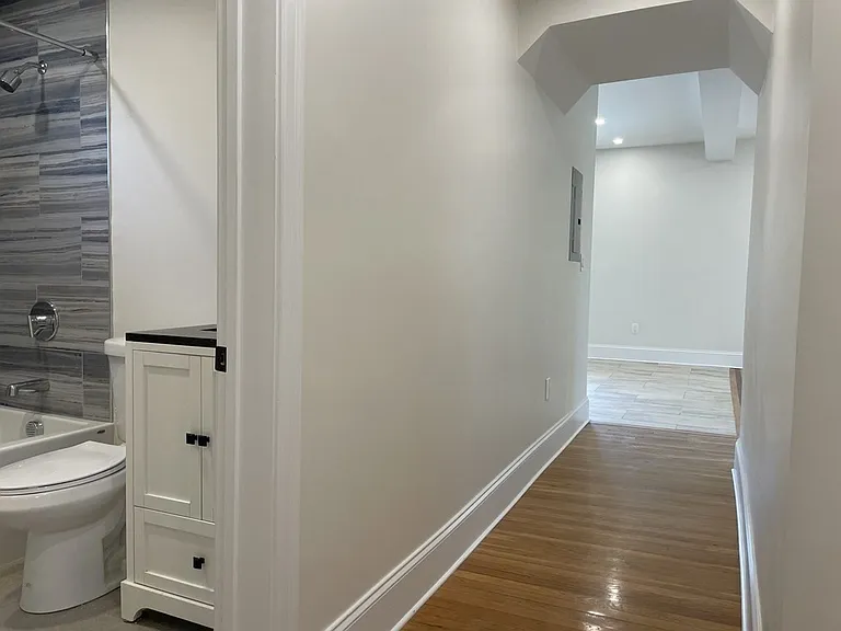 14 Weld Ave #2 — Photo 9