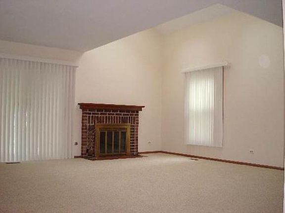 4th image of 180 S Stonington Dr #432