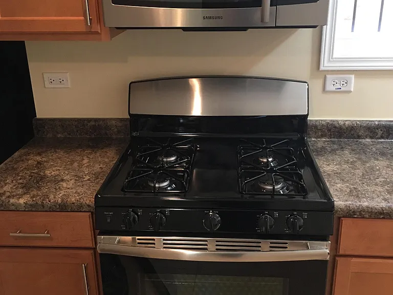 Stove / Microwave