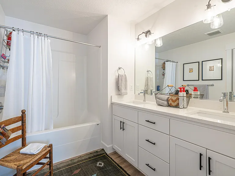 3598 NE Jacob St — Photo 14