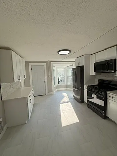 82 Bartholomew St Photo 1