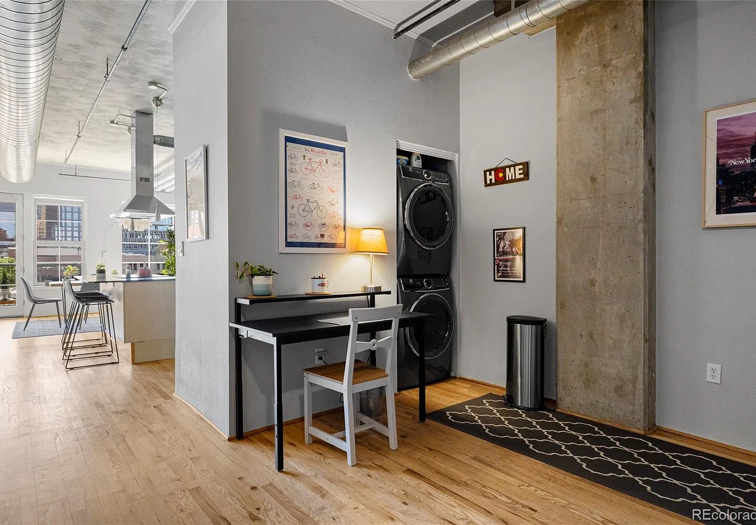 Palace Lofts — Photo 2