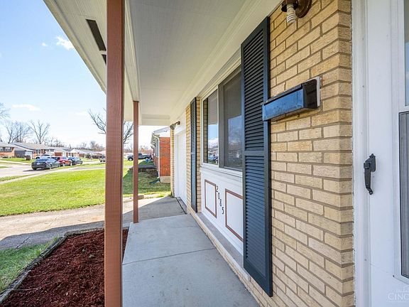 4th image of 2085 Mistyhill Dr