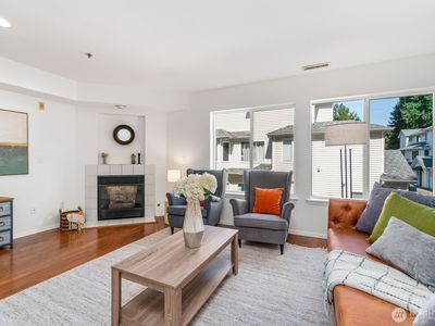 16225 Northup Way #A202, Bellevue, WA, 98008