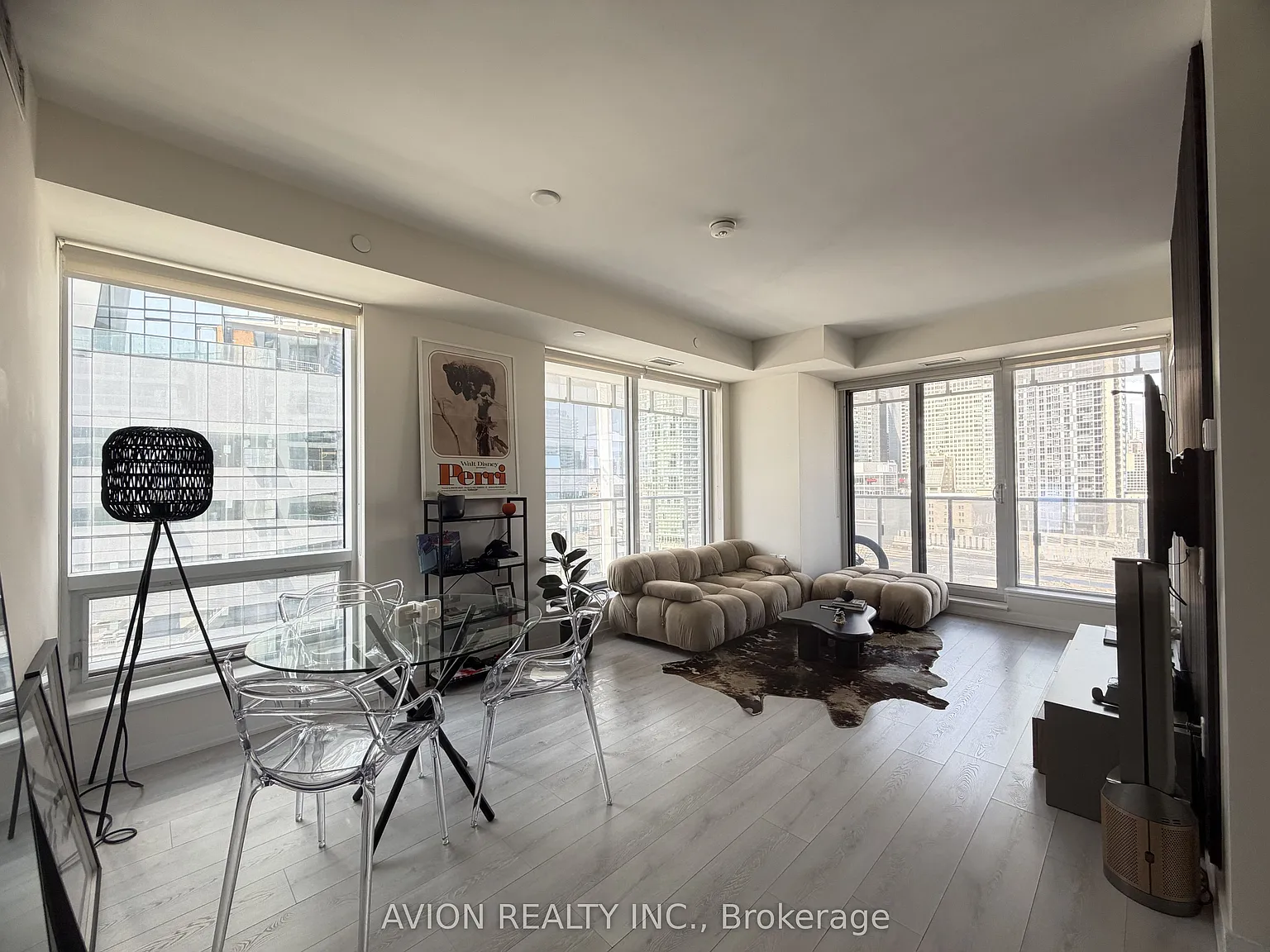 2 bed, $2,600 — Photo 3