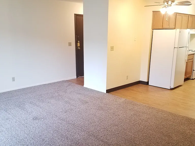 Kimberly Club Apartments — Photo 86
