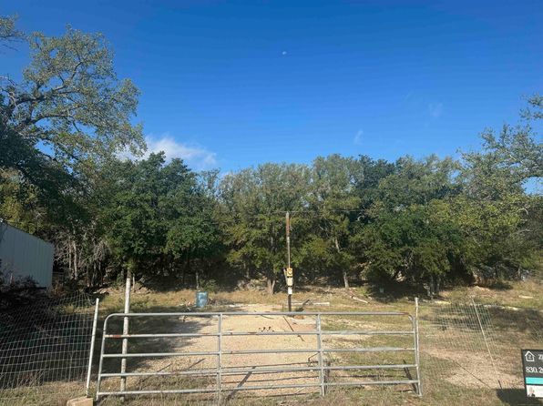 802.5 S First Street, San Saba, TX 76877