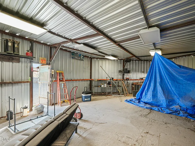 13475 Sunset Hills Dr — Photo 37