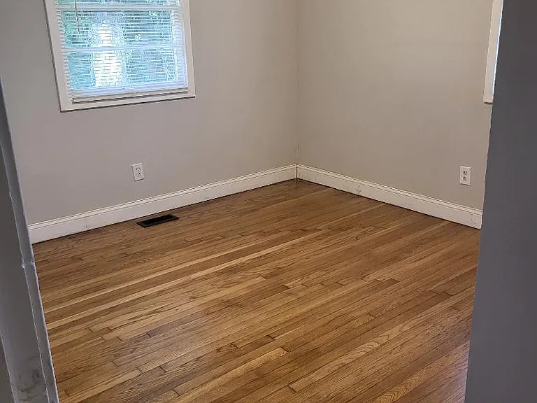 3236 Renault Rd SE — Photo 15