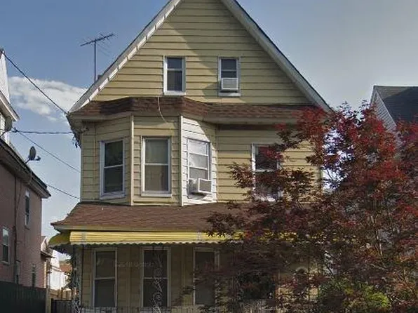 3212 Farragut Rd, Brooklyn, NY 11210