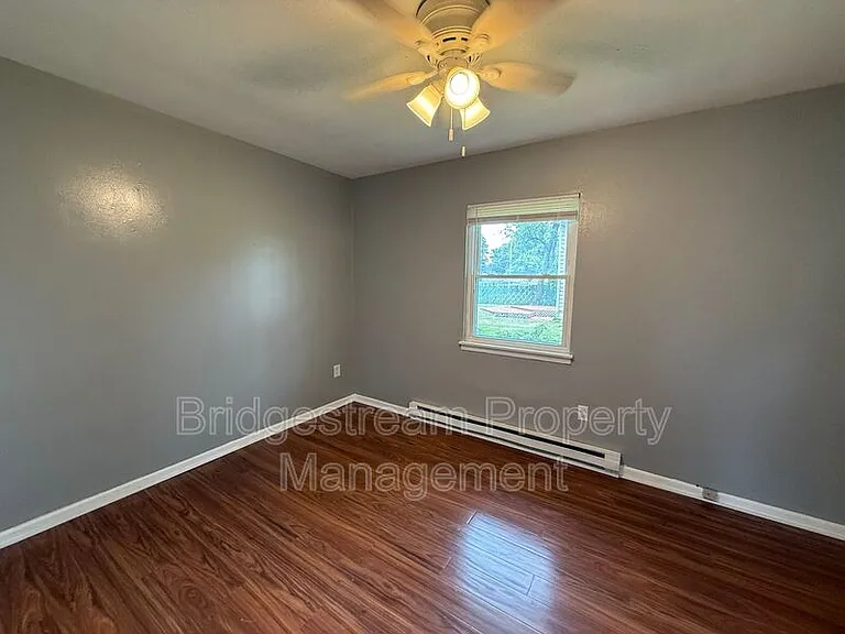 2821 Haig Ave — Photo 6
