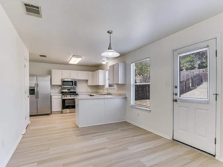 197 Peppergrass Cv — Photo 9