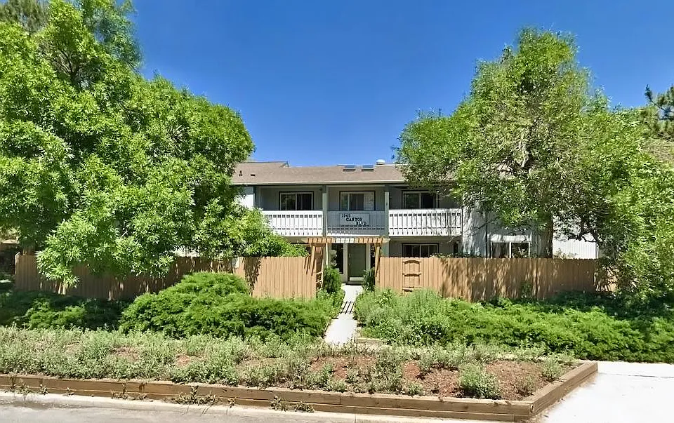1945 Canyon Blvd #6W