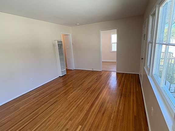 4th image of 313 Walnut Dr #0