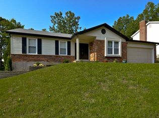 5798 Karamar Dr, Saint Louis, MO