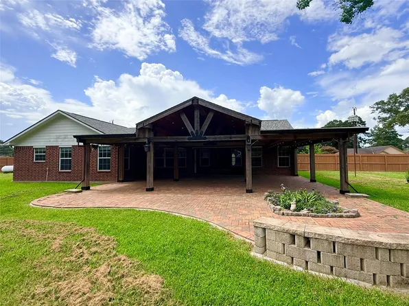 45 County Road 2208, Cleveland, TX 77327
