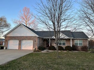 9 Branch Ct, Trenton, IL 62293