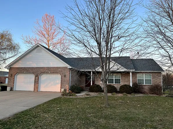 9 Branch Ct, Trenton, IL 62293
