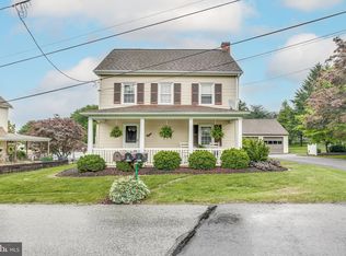 8 Kreider Ave, Willow Street, PA 17584