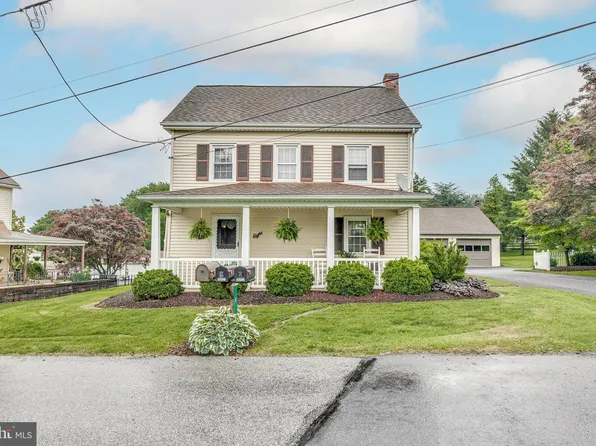 8 Kreider Ave, Willow Street, PA 17584