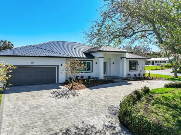 319 Cedar Ln, Largo, FL 33770