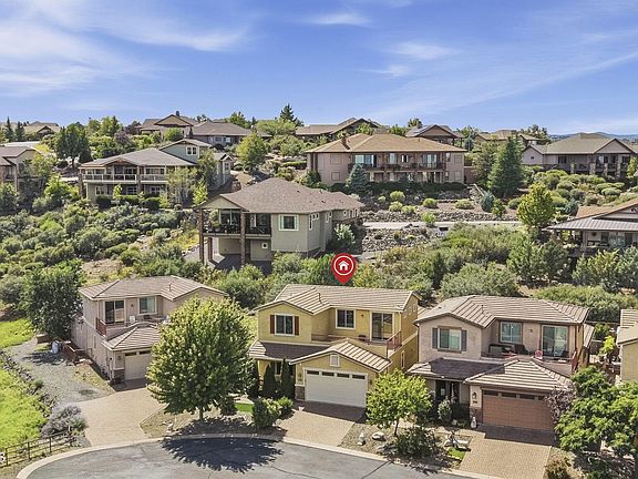 3rd image of 2404 Alberta Way