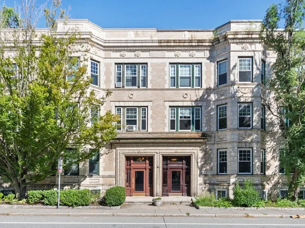 503 Boylston St APT 3, Brookline, MA 02445