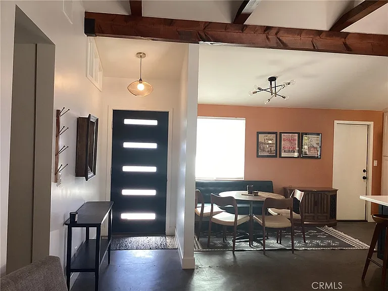 233 Almon Dr — Photo 4