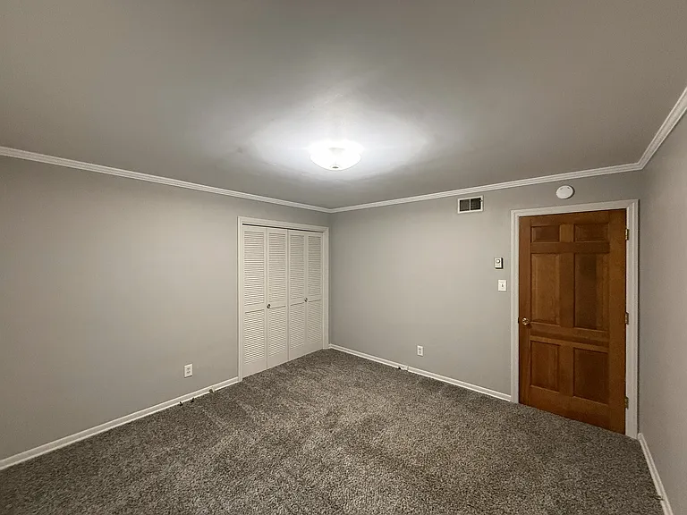 2426 E Blackstock Rd — Photo 16